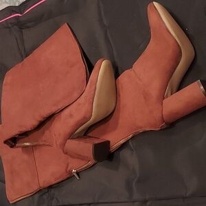 NEW Without Tags Tan block heel suede knee high boots